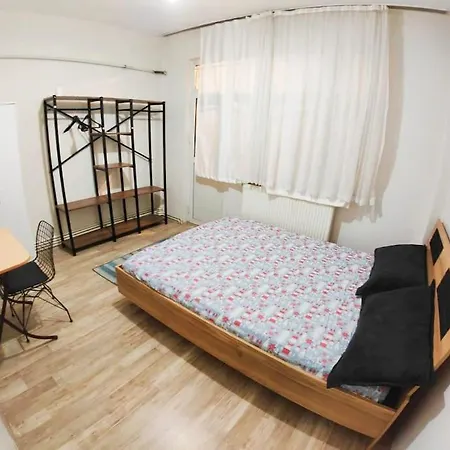 Apartment Affordable Private In A Shared Flat In Sisli *